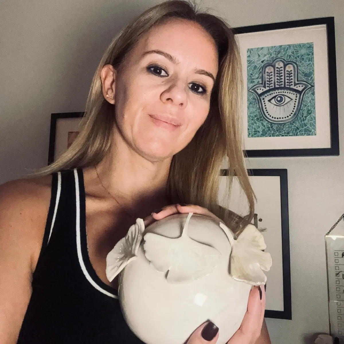 Aline Albuquerque in her studio